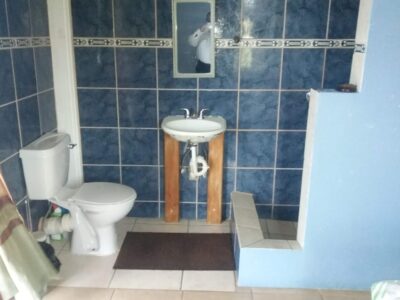 6 bedroom house for sale in Colihaut