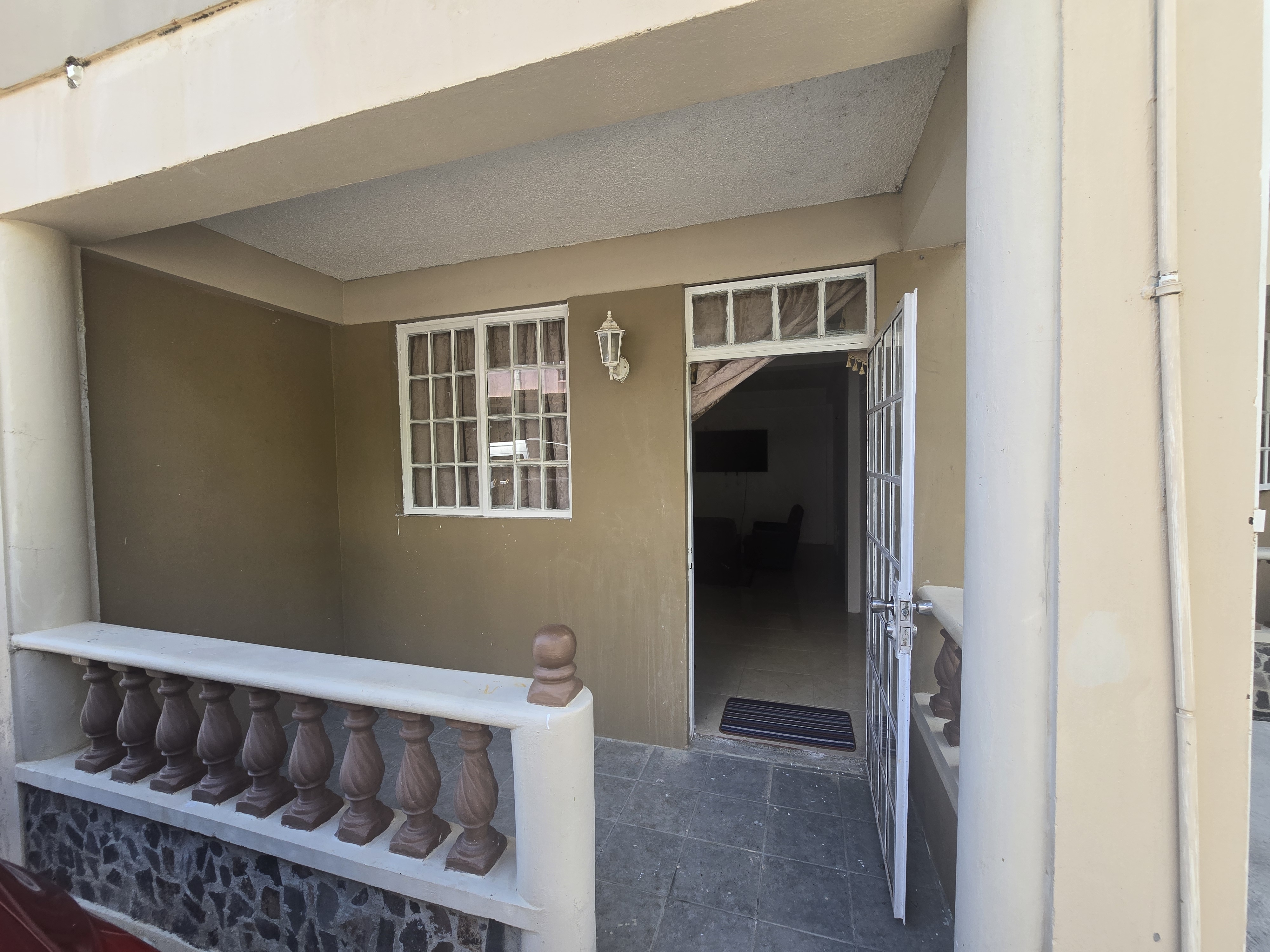 Premium 2 Bedroom Fully Furnished Apartment #1 – Jimmit