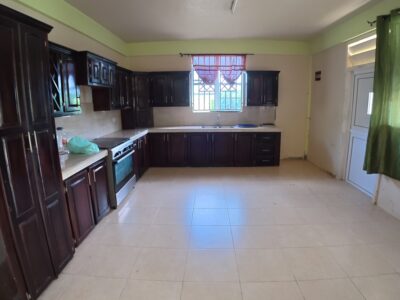 2 Bedroom 2 Bathroom House