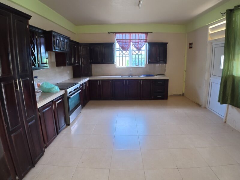 2 Bedroom 2 Bathroom House